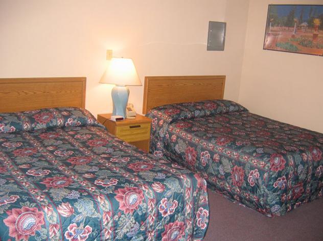 Knotty Pine Motel Salisbury Værelse billede